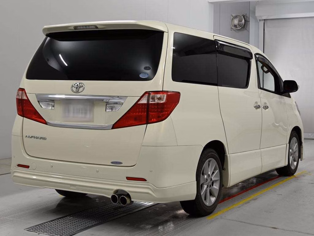TOYOTA ALPHARD