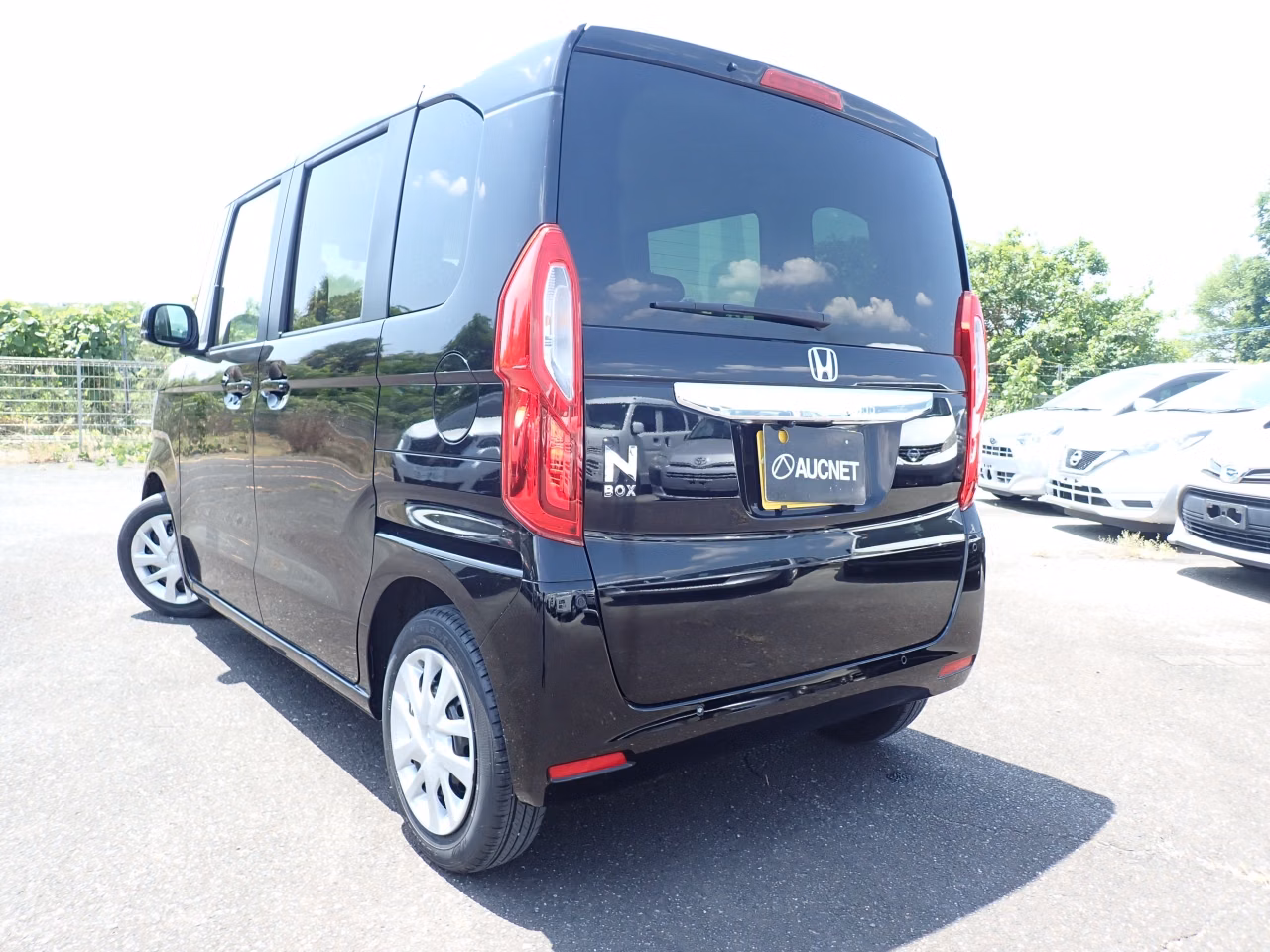 HONDA N-BOX