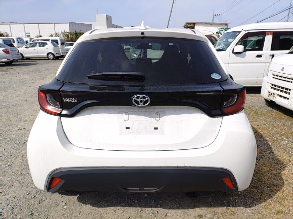 TOYOTA YARIS