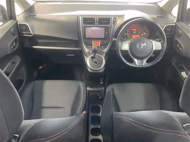 TOYOTA RACTIS