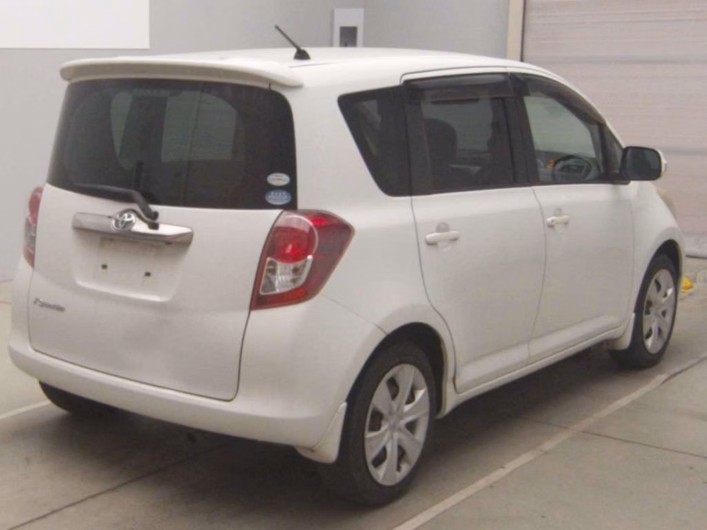 TOYOTA RACTIS