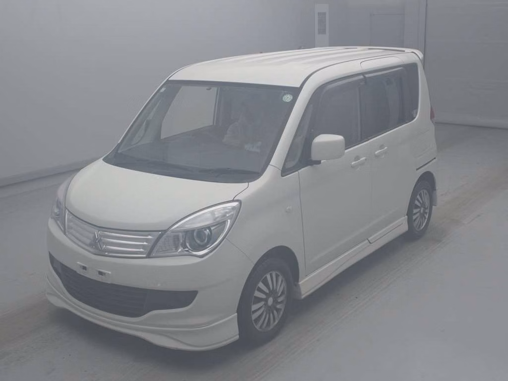 MITSUBISHI DELICA D:2