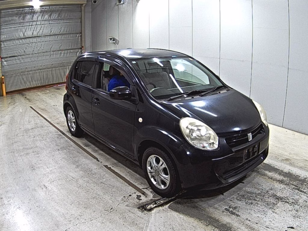 TOYOTA PASSO
