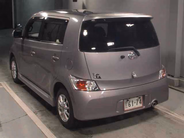 TOYOTA BB