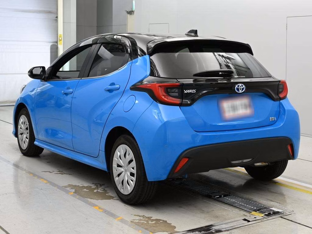 TOYOTA YARIS