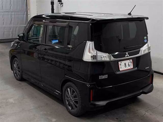 MITSUBISHI DELICA D:2