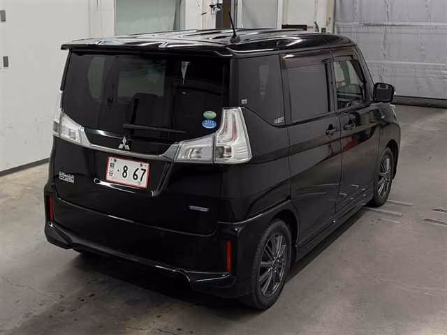 MITSUBISHI DELICA D:2