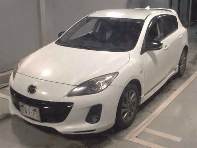 MAZDA AXELA