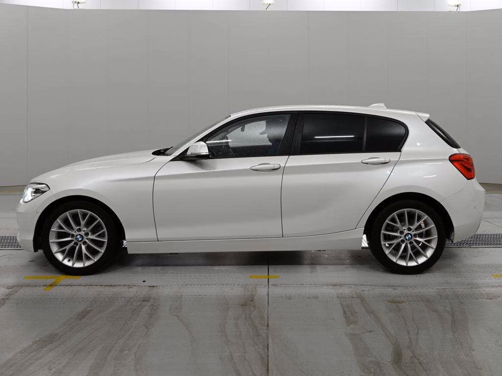 BMW 1-SERIES