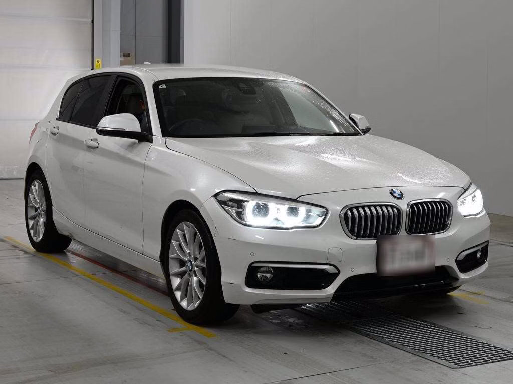 BMW 1-SERIES