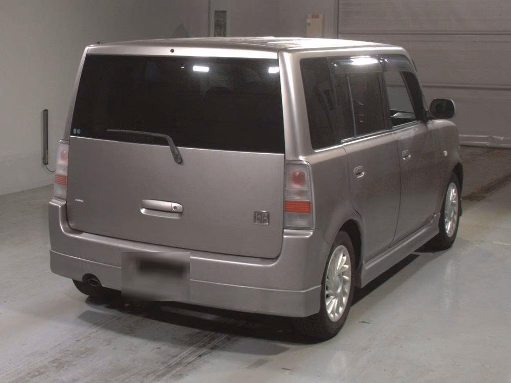 TOYOTA BB
