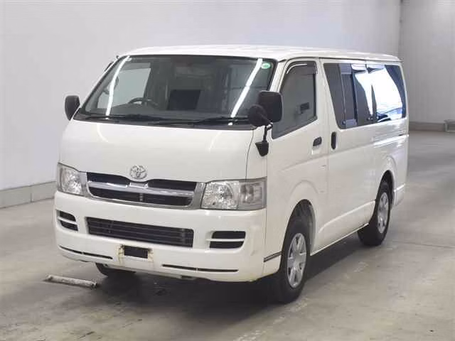 TOYOTA REGIUS ACE