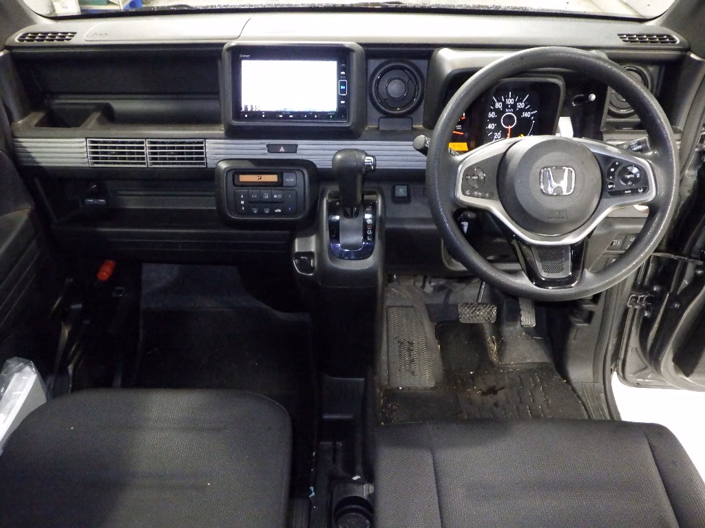 HONDA N-VAN