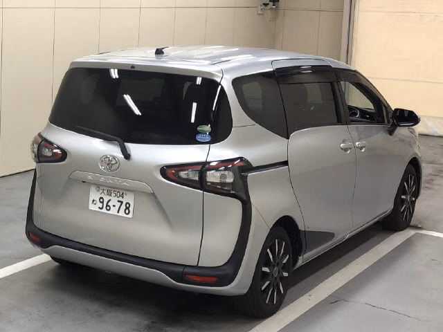 TOYOTA SIENTA