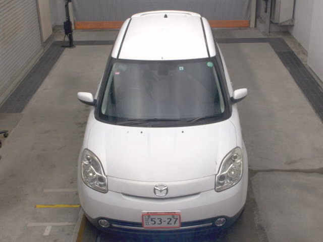 MAZDA VERISA