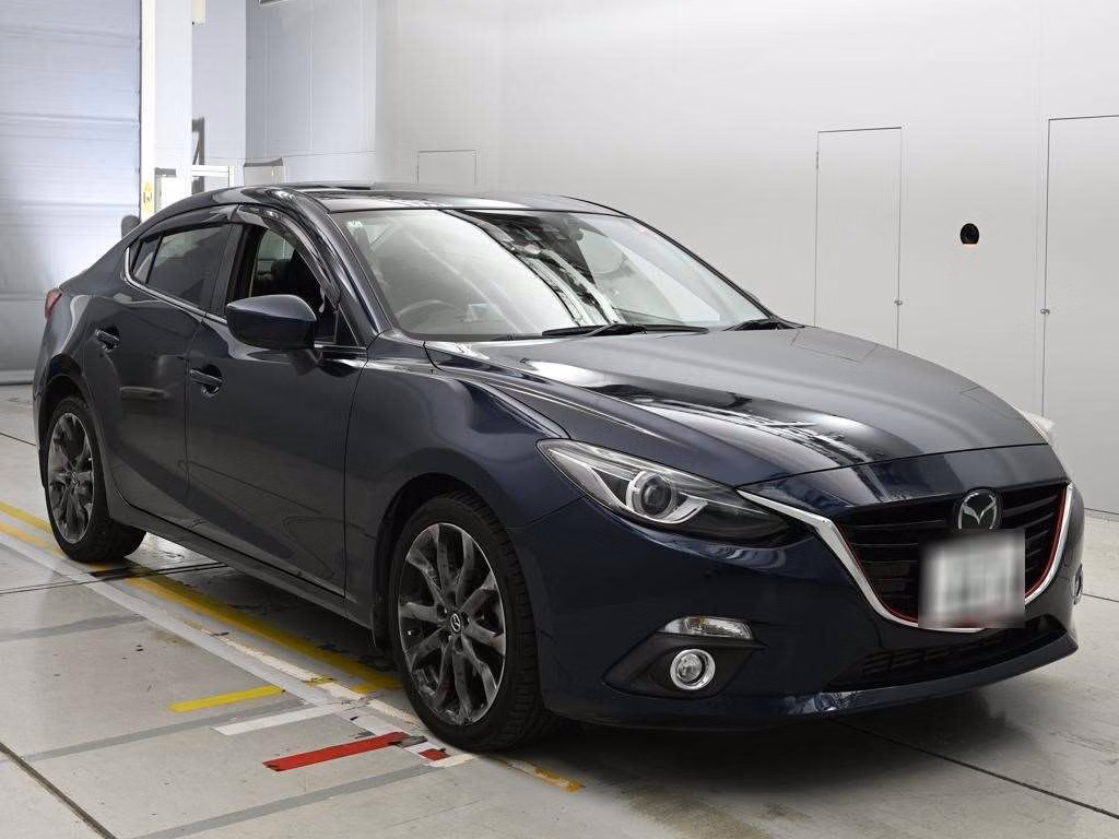 MAZDA AXELA