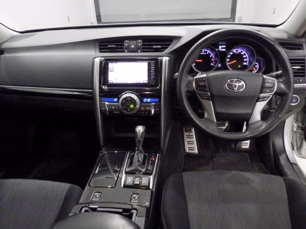 TOYOTA MARK X