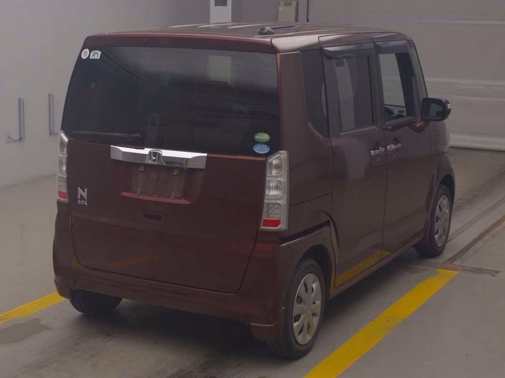 HONDA N-BOX