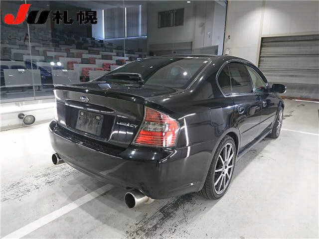 SUBARU LEGACY B4