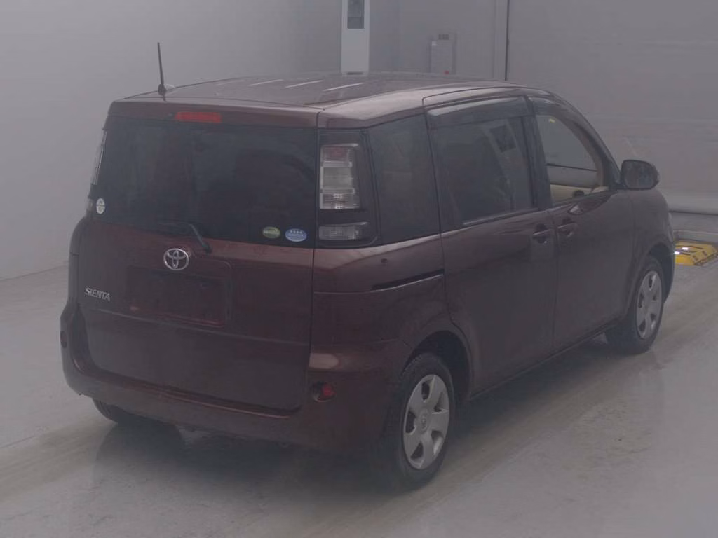 TOYOTA SIENTA