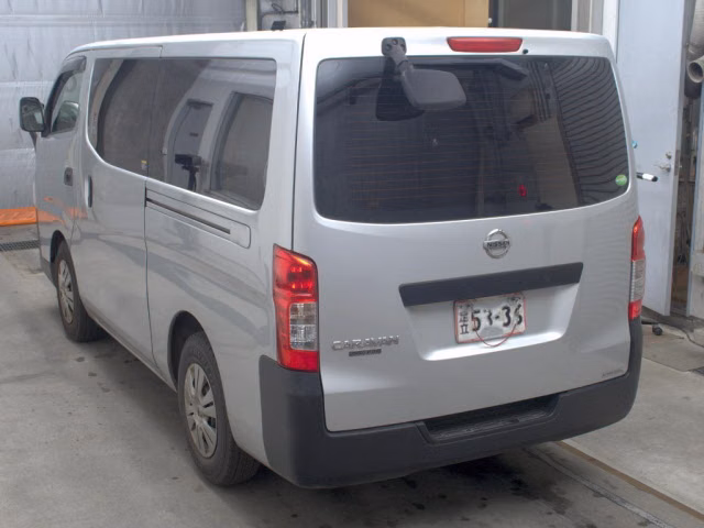 NISSAN NV350 CARAVAN