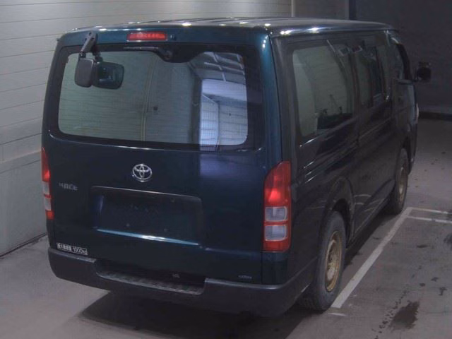 TOYOTA REGIUS ACE