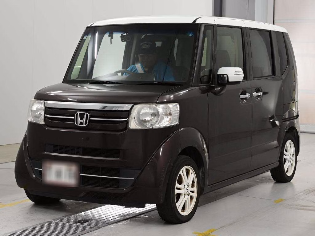HONDA N-BOX