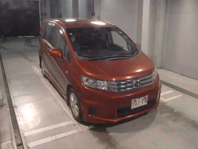 HONDA FREED