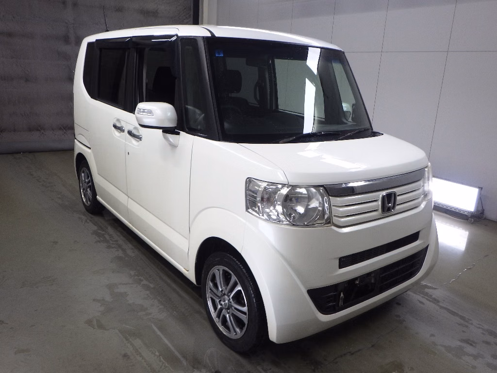 HONDA N-BOX