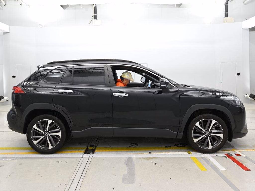 TOYOTA COROLLA CROSS