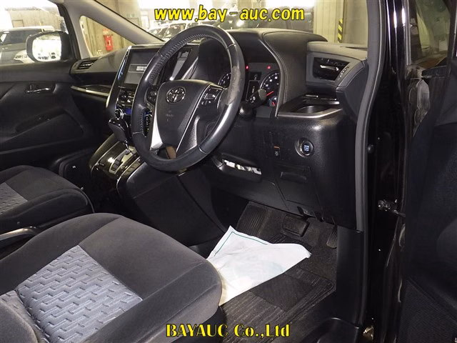 TOYOTA VELLFIRE