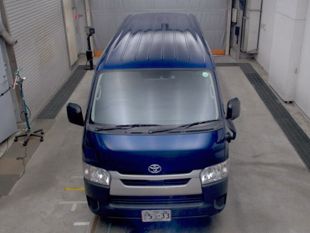 TOYOTA REGIUS ACE
