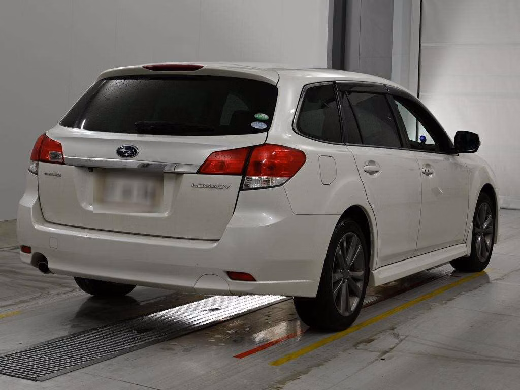 SUBARU LEGACY