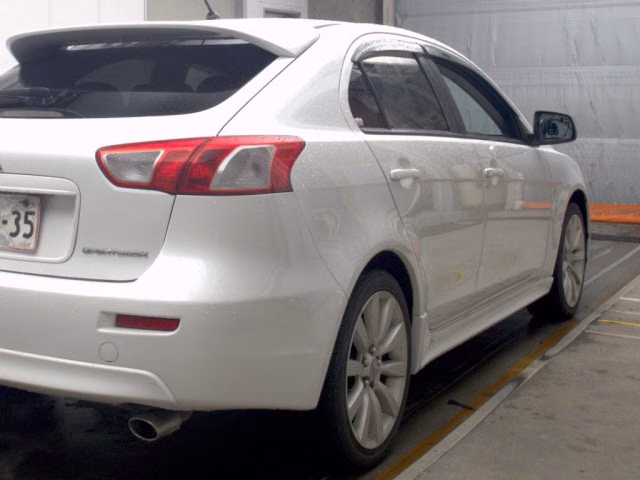 MITSUBISHI GALANT FORTIS