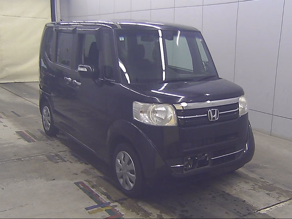 HONDA N-BOX