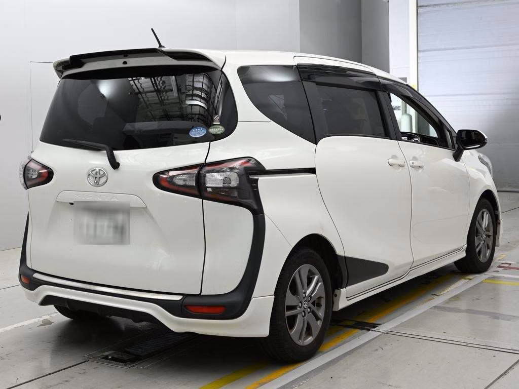 TOYOTA SIENTA
