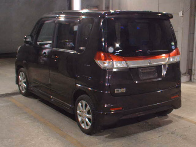 MITSUBISHI DELICA D:2