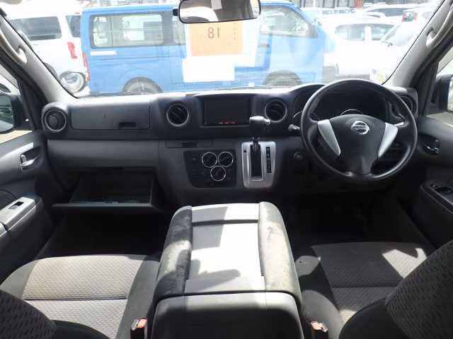 NISSAN NV350 CARAVAN