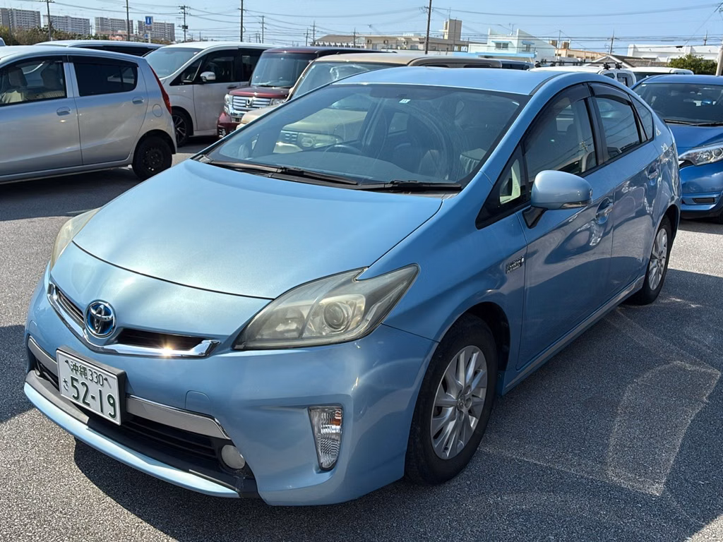TOYOTA PRIUS