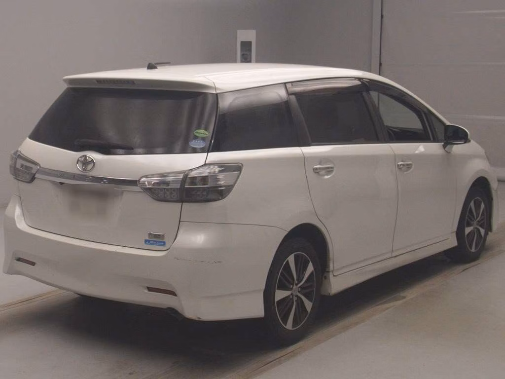 TOYOTA WISH