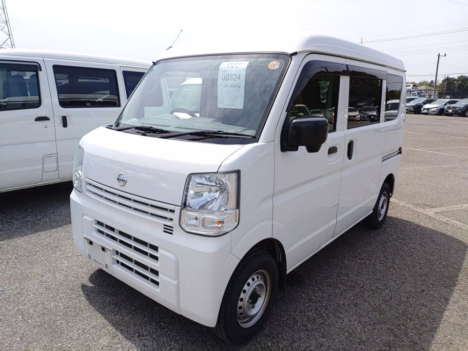 NISSAN NV100 CLIPPER