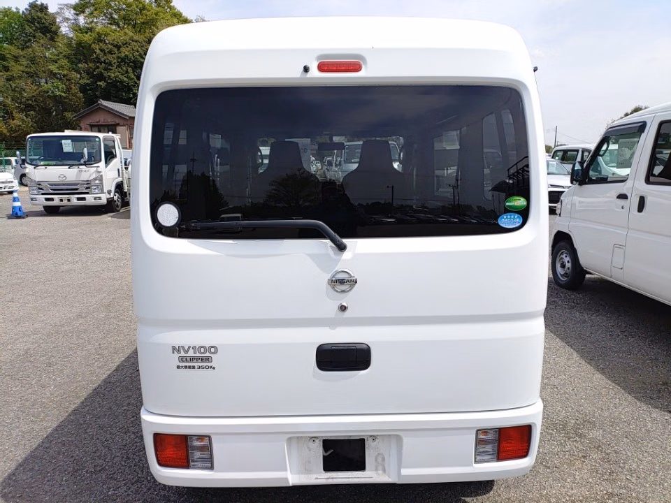 NISSAN NV100 CLIPPER