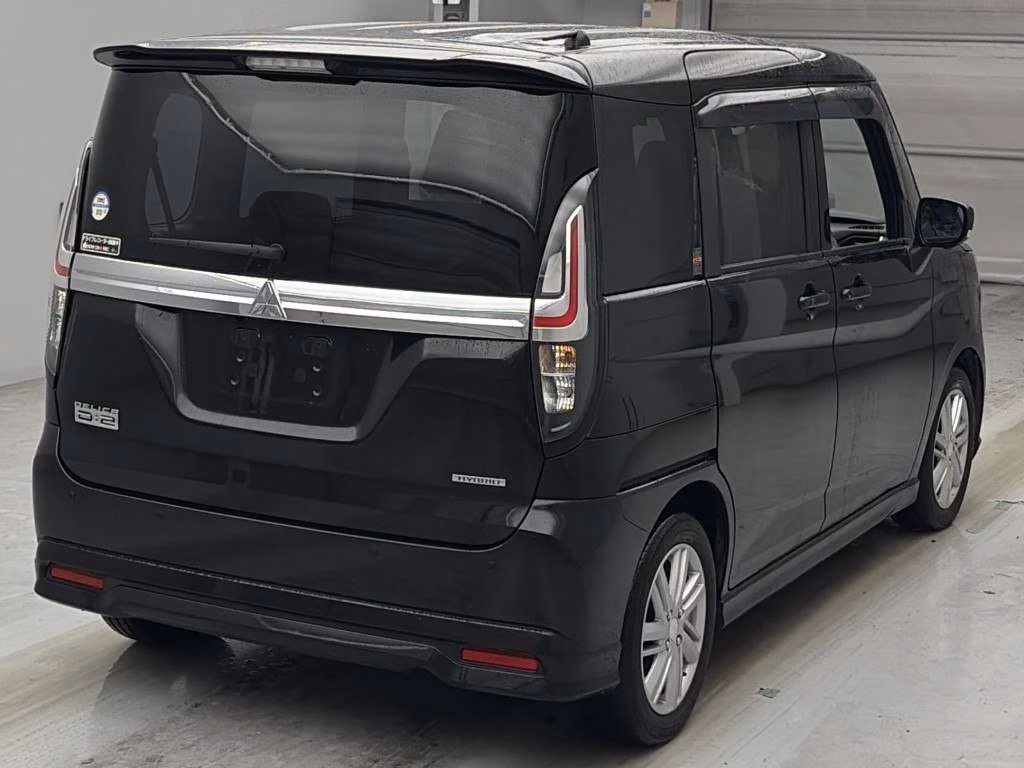 MITSUBISHI DELICA D:2