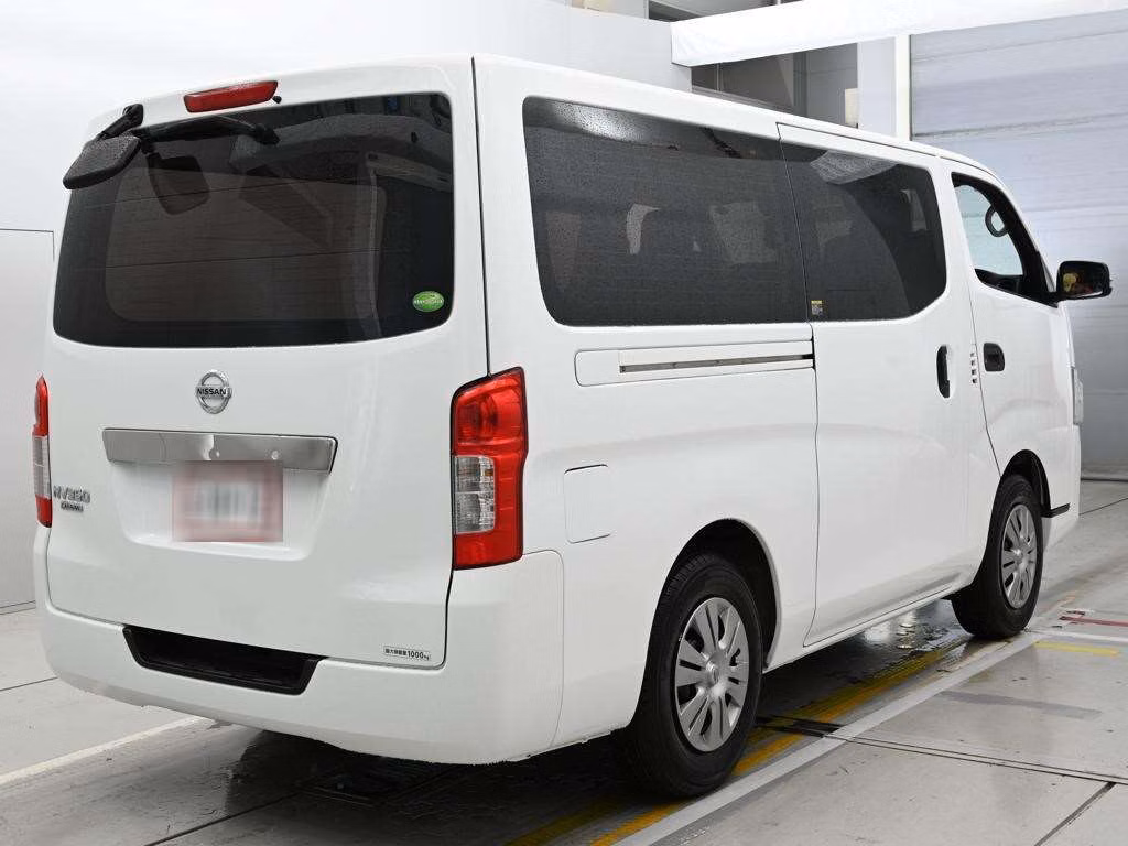 NISSAN NV350 CARAVAN