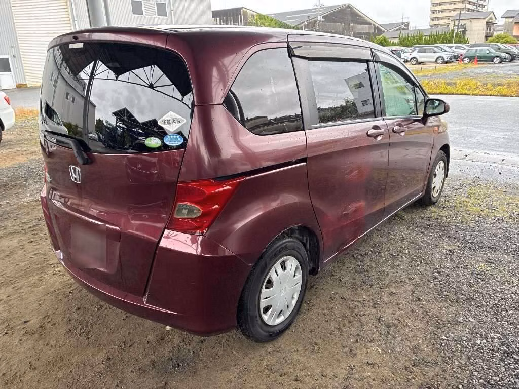 HONDA FREED