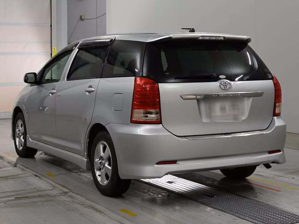 TOYOTA WISH