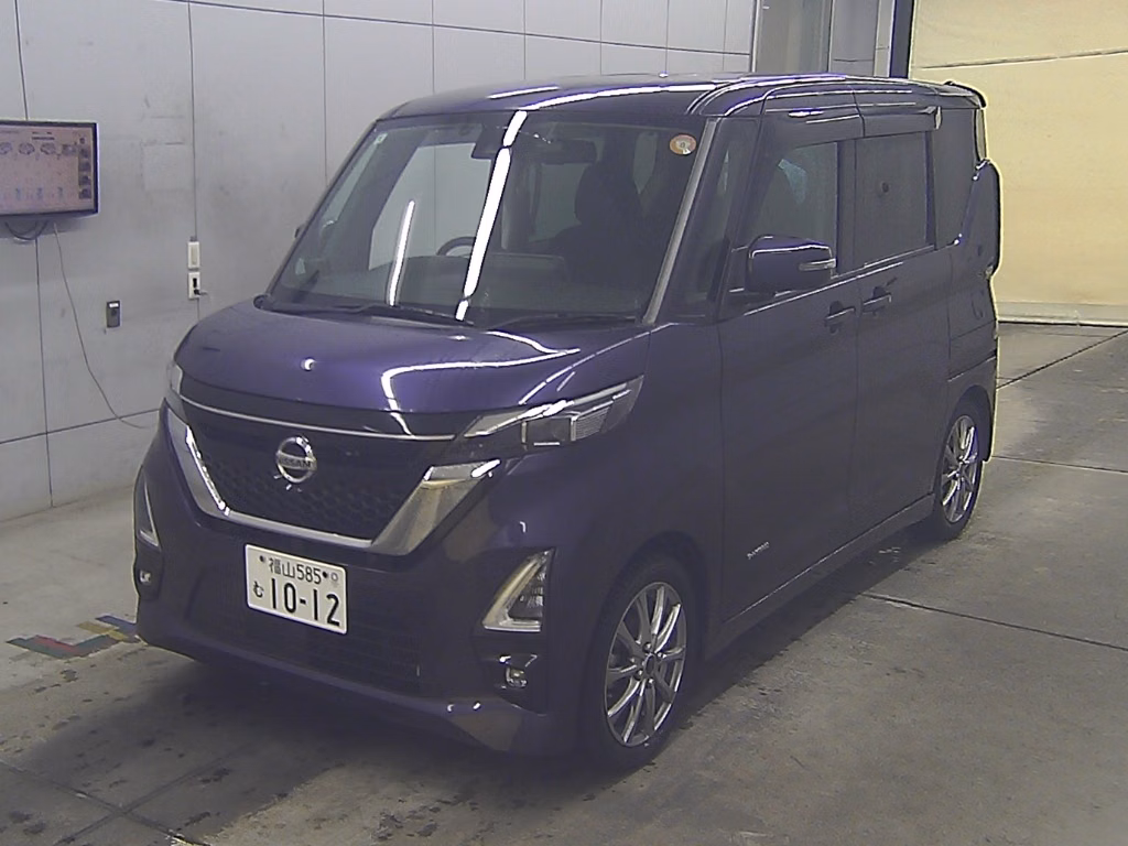 NISSAN ROOX