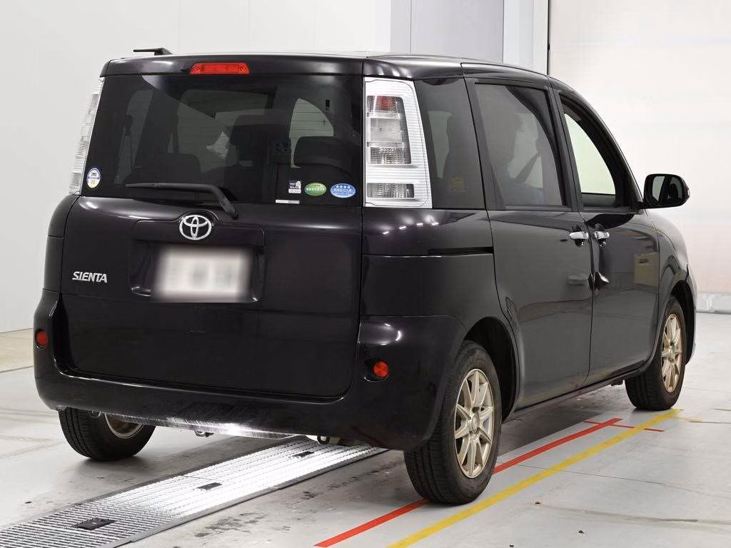 TOYOTA SIENTA