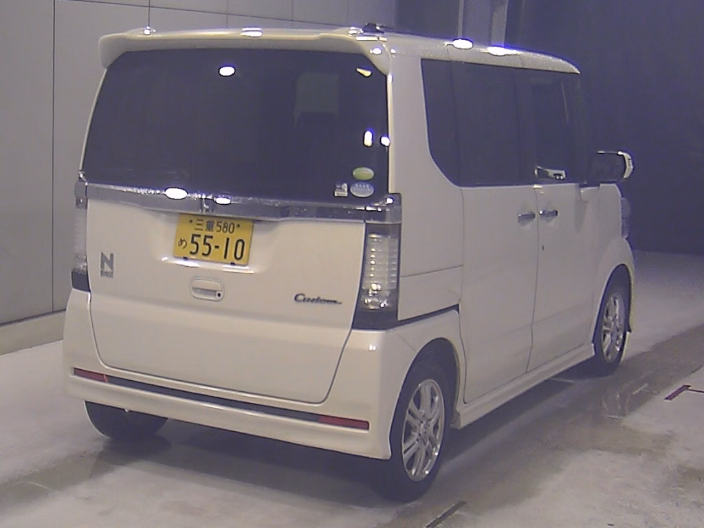 HONDA N-BOX