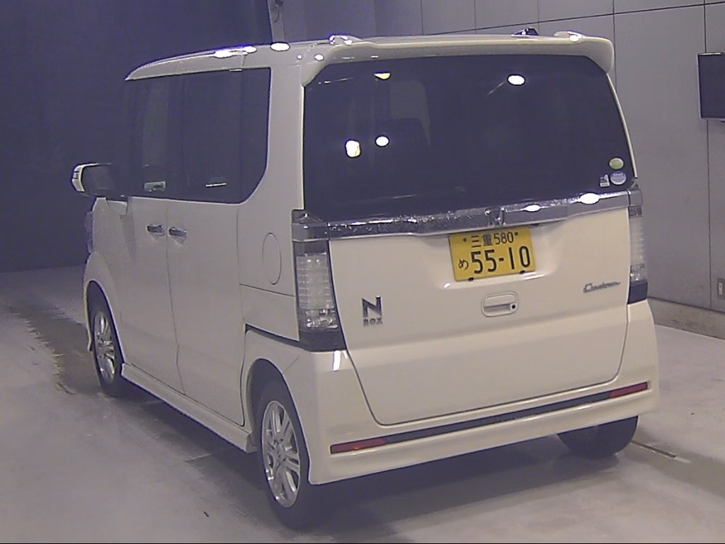 HONDA N-BOX